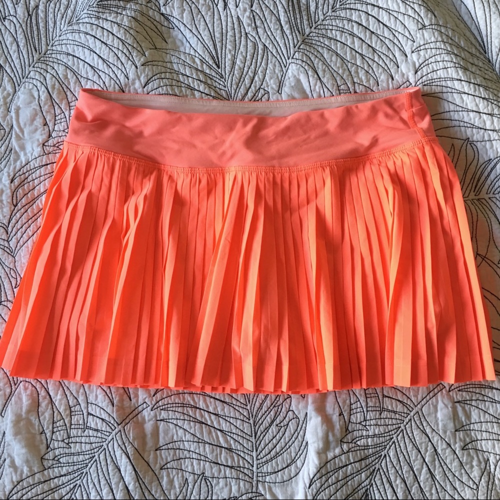 Pleat to Street Lululemon running skirt sz 8